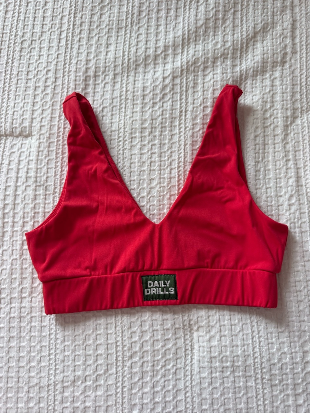Daily Drills Go! V-Neck Bra - Red